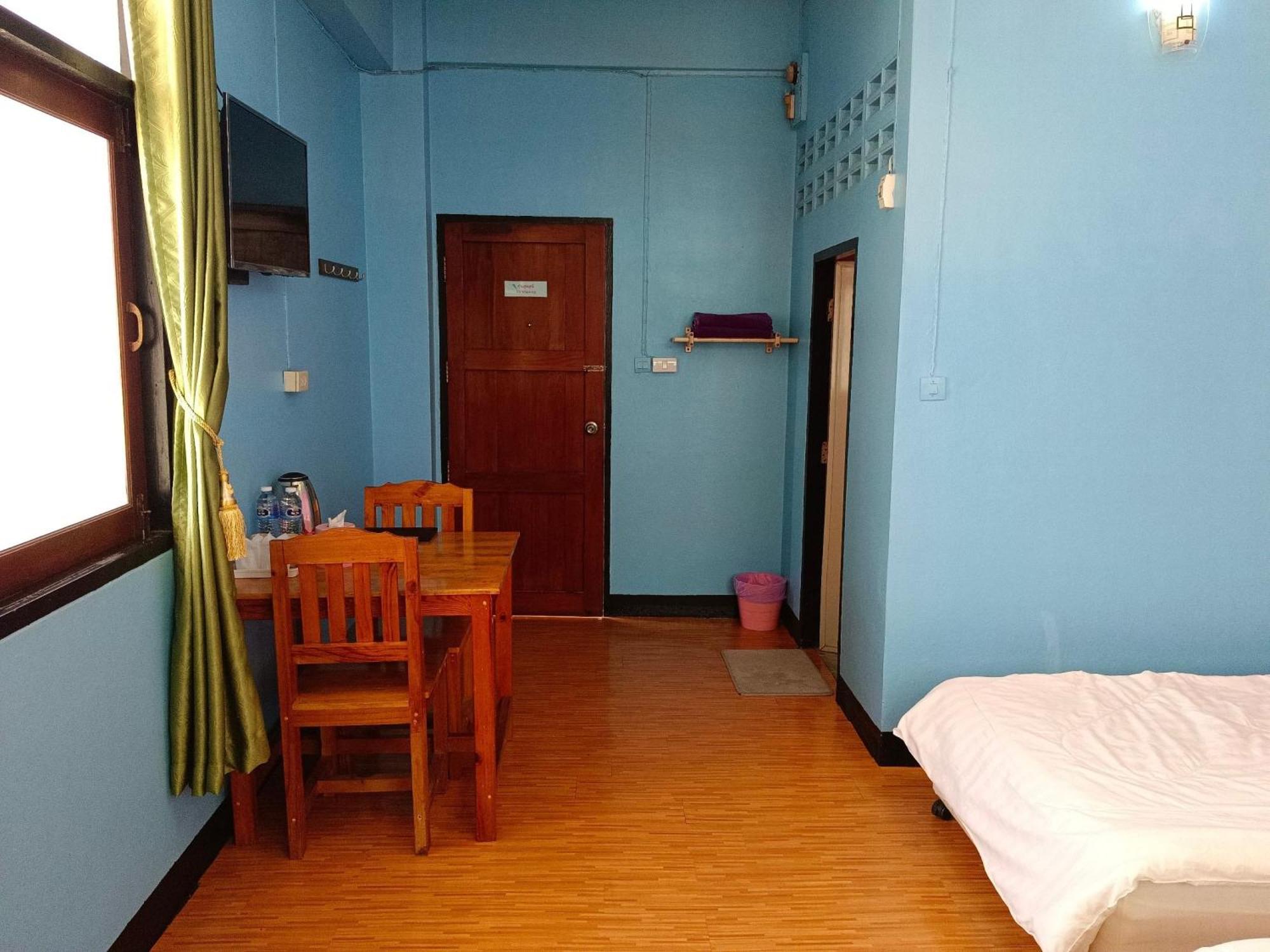 Royal Land Mae Klong Hotel Samut Songkhram Экстерьер фото